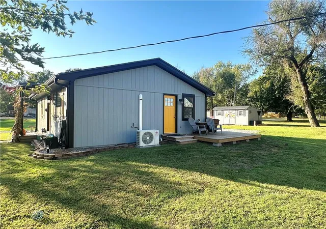 Photo 3 of Single family home for sale at 107 East 7th St, Urich, MO 64788 | MLS# 2646634 | Listing updated on 2026-10-17