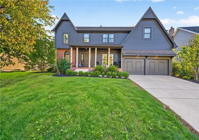 Photo 1 of Single family home for sale at 8205 West 153rd St, Overland Park, KS 66223 | MLS# 2646640 | Listing updated on 2026-10-23