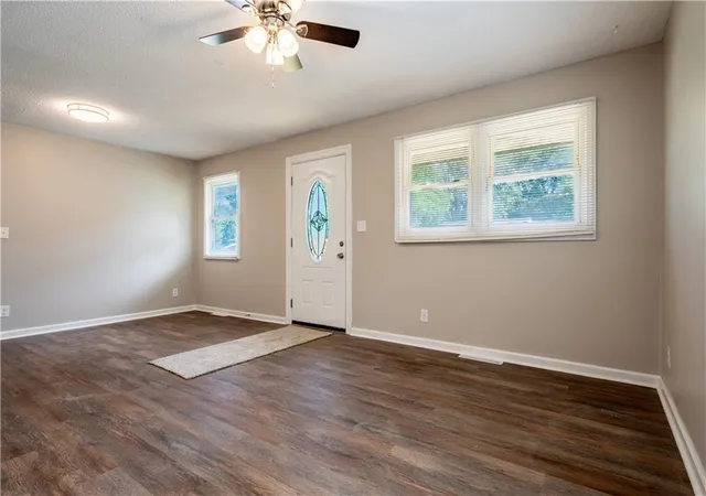 Photo 4 of Single family home for sale at 5126 N Corrington Ave, Kansas City, MO 64119 | MLS# 2646641 | Listing updated on 2026-10-20