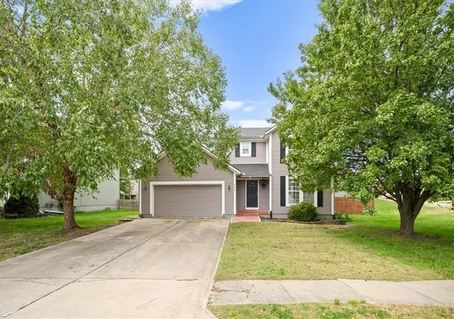 Photo 3 of Single family home for sale at 416 N Hickory St, Gardner, KS 66030 | MLS# 2646643 | Listing updated on 2026-10-23