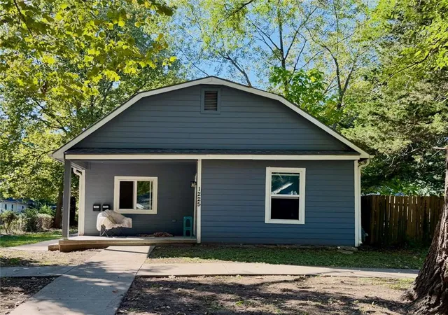 Photo 1 of Multi family home for sale at 1225 27 Pennsylvania St, Lawrence, KS 66044 | MLS# 2646645 | Listing updated on 2026-10-12
