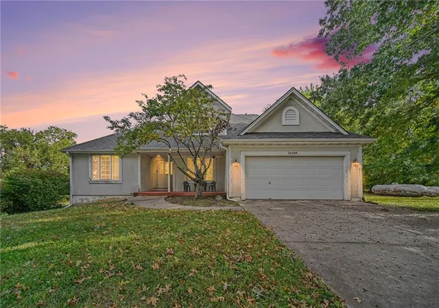Photo 2 of Single family home for sale at 24909 E Blue Mills Rd, Independence, MO 64058 | MLS# 2646647 | Listing updated on 2026-10-14