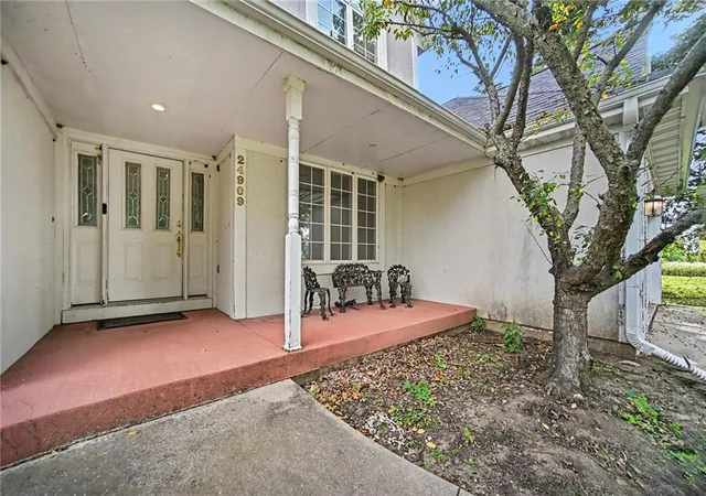 Photo 4 of Single family home for sale at 24909 E Blue Mills Rd, Independence, MO 64058 | MLS# 2646647 | Listing updated on 2026-10-14