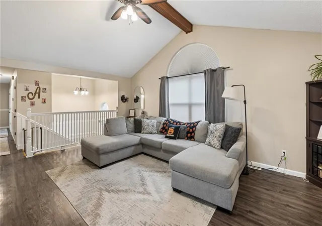 Photo 4 of Single family home for sale at 1432 NW Yankee Dr, Blue Springs, MO 64015 | MLS# 2646663 | Listing updated on 2026-10-18