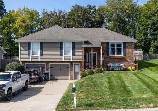 Photo 3 of Single family home for sale at 2902 North 39th Ter, Saint Joseph, MO 64506 | MLS# 2646672 | Listing updated on 2026-10-20