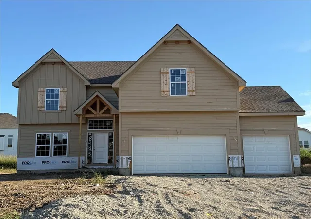 Photo 2 of Single family home for sale at 8985 Ne 99th Street, Kansas City, MO 64157 | MLS# 2646673 | Listing updated on 2026-10-12