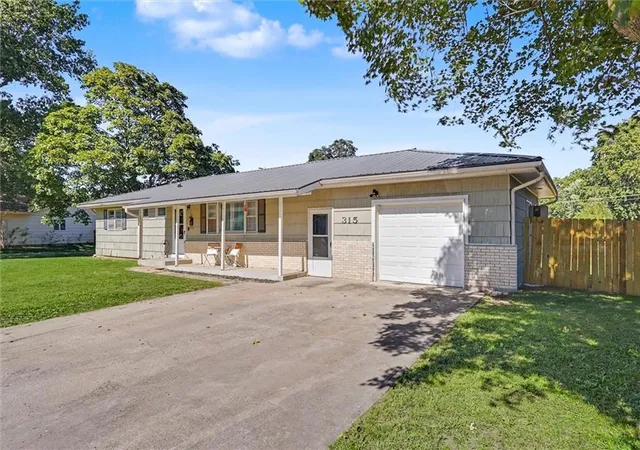 Photo 2 of Single family home for sale at 315 E Monroe Ave, Garnett, KS 66032 | MLS# 2646677 | Listing updated on 2026-10-13