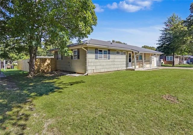 Photo 3 of Single family home for sale at 315 E Monroe Ave, Garnett, KS 66032 | MLS# 2646677 | Listing updated on 2026-10-13