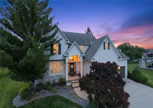 Photo 1 of Single family home for sale at 2929 Sw Lewis Cir, Lee's Summit, MO 64081 | MLS# 2646681 | Listing updated on 2026-10-21