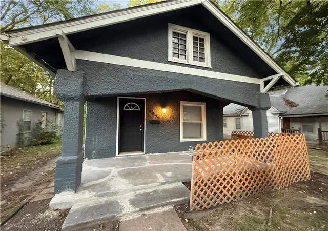 Photo 2 of Single family home for sale at 4412 Cambridge St, Kansas City, KS 66103 | MLS# 2646690 | Listing updated on 2026-10-14