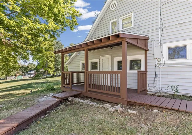 Photo 3 of Single family home for sale at 704 N Ann St, Columbia, MO 65201 | MLS# 2646702 | Listing updated on 2026-10-13
