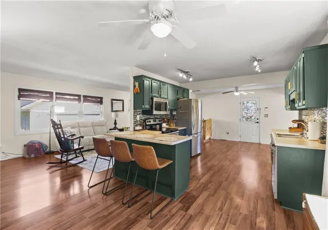 Photo 3 of Single family home for sale at 203 SW Mcclendon Dr, Lees Summit, MO 64081 | MLS# 2646708 | Listing updated on 2026-10-17