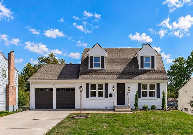 Photo 1 of Single family home for sale at 9931 Woodson Dr, Overland Park, KS 66207 | MLS# 2646710 | Listing updated on 2026-10-23