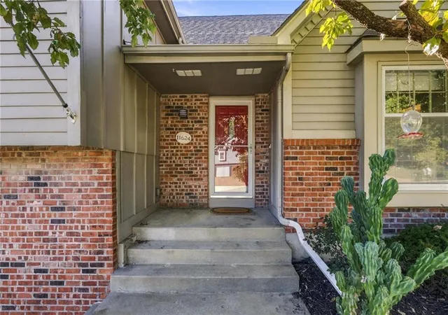 Photo 2 of Single family home for sale at 11624 Cody St, Overland Park, KS 66210 | MLS# 2646712 | Listing updated on 2026-10-18