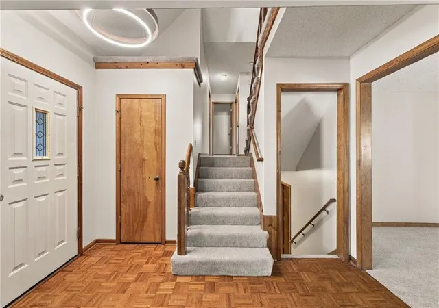 Photo 4 of Single family home for sale at 11624 Cody St, Overland Park, KS 66210 | MLS# 2646712 | Listing updated on 2026-10-18