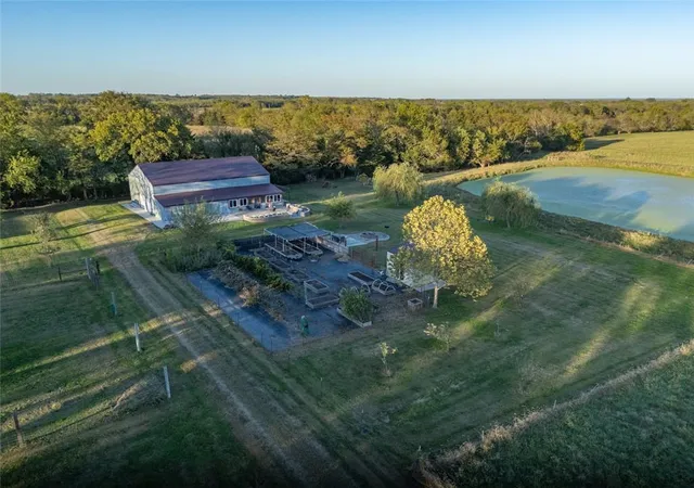 Photo 3 of Sale Pending at 21583 Hadsall Rd, Parker, KS 66072 | MLS# 2646713 | Listing updated on 2026-10-19