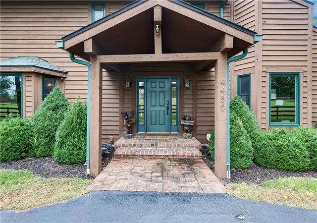 Photo 3 of Single family home for sale at 4450 188 Street, Stilwell, KS 66085 | MLS# 2646721 | Listing updated on 2026-10-20