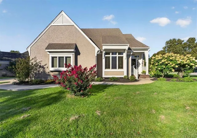 Photo 3 of Single family home for sale at 12501 W 123rd Street, Overland Park, KS 66213 | MLS# 2646722 | Listing updated on 2026-10-22