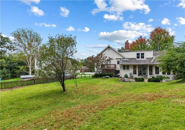 Photo 4 of Single family home for sale at 5348 W 102 Street, Overland Park, KS 66207 | MLS# 2646724 | Listing updated on 2026-10-22