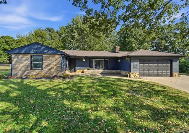 Photo 2 of Single family home for sale at 4409 Ridgeway Ave, Kansas City, MO 64133 | MLS# 2646726 | Listing updated on 2026-10-17