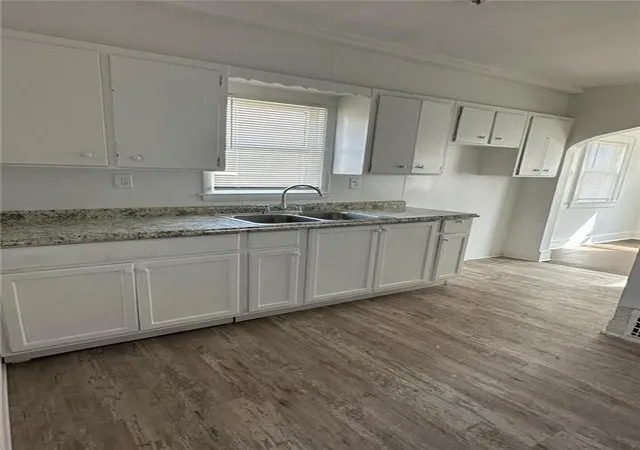Photo 4 of Single family home for sale at 4523 Wabash Ave, Kansas City, MO 64130 | MLS# 2646727 | Listing updated on 2026-10-20