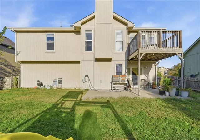 Photo 3 of Single family home for sale at 10924 N Marsh Ave, Kansas City, MO 64157 | MLS# 2646729 | Listing updated on 2026-10-28