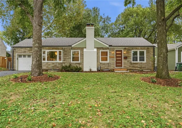 Photo 1 of Single family home for sale at 5041 Clark Dr, Roeland Park, KS 66205 | MLS# 2646734 | Listing updated on 2026-10-17