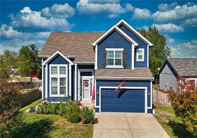 Photo 1 of Single family home for sale at 530 W Washington St, Gardner, KS 66030 | MLS# 2646743 | Listing updated on 2026-10-25