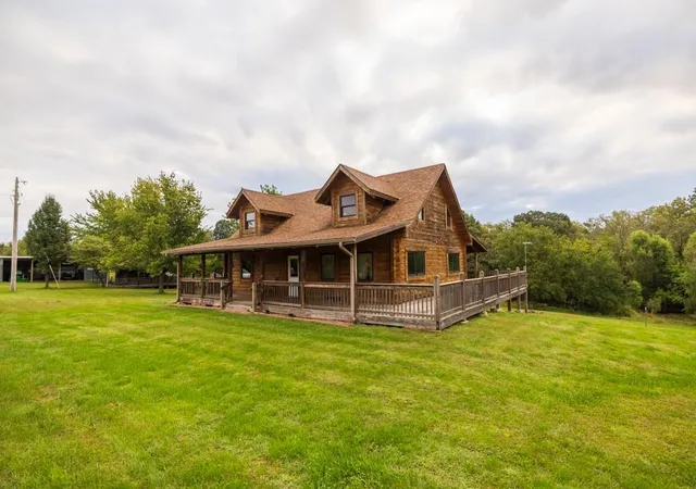 Photo 3 of Single family home for sale at 4281 Old Havana Trl, Mc Fall, MO 64657 | MLS# 2646744 | Listing updated on 2026-10-13