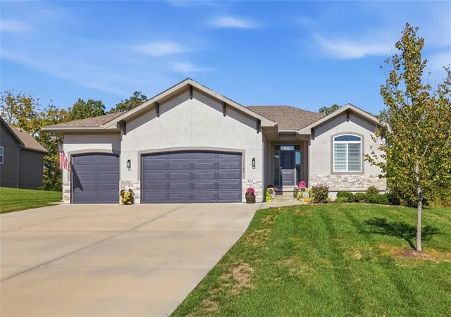 Photo 2 of Single family home for sale at 34462 W 82nd Street, De Soto, KS 66018 | MLS# 2646757 | Listing updated on 2026-10-23
