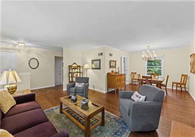Photo 3 of Single family home for sale at 6527 Maple Dr, Mission, KS 66202 | MLS# 2646760 | Listing updated on 2026-10-23