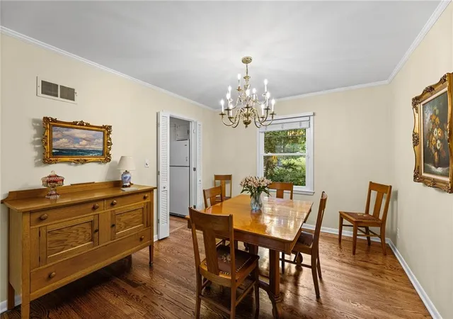 Photo 4 of Single family home for sale at 6527 Maple Dr, Mission, KS 66202 | MLS# 2646760 | Listing updated on 2026-10-23