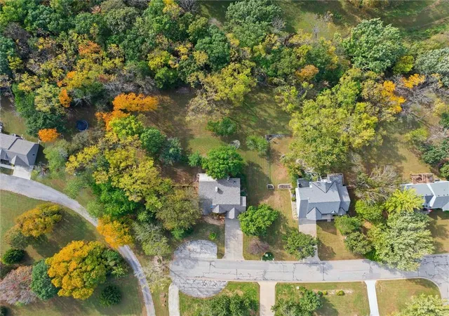 Photo 3 of Single family home for sale at 1320 S 105th Street, Kansas City, KS 66111 | MLS# 2646769 | Listing updated on 2026-10-23