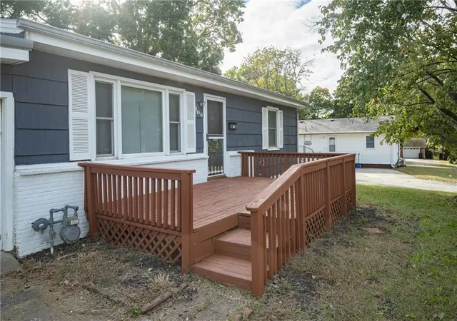 Photo 3 of Single family home for sale at 206 S Madison Ave, Knob Noster, MO 65336 | MLS# 2646785 | Listing updated on 2026-10-19