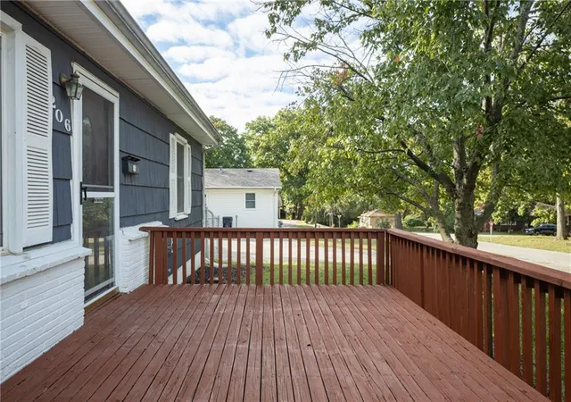 Photo 4 of Single family home for sale at 206 S Madison Ave, Knob Noster, MO 65336 | MLS# 2646785 | Listing updated on 2026-10-19