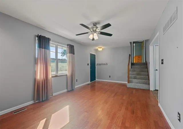 Photo 3 of Single family home for sale at 206 Pebblebrook Ln, Grain Valley, MO 64029 | MLS# 2646786 | Listing updated on 2026-10-27