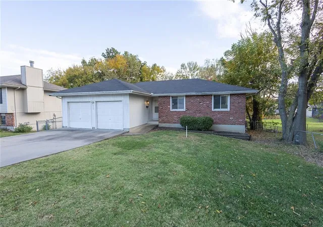 Single family home for sale at 8909 E 87th Street, Raytown, MO 64138 | MLS# 2646793