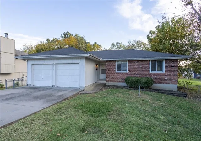 Photo 1 of Single family home for sale at 8909 E 87th Street, Raytown, MO 64138 | MLS# 2646793 | Listing updated on 2026-10-29