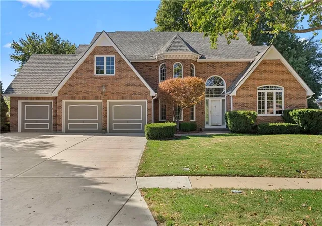 Single family home for sale at 12808 Sherwood Dr, Leawood, KS 66209 | MLS# 2646802