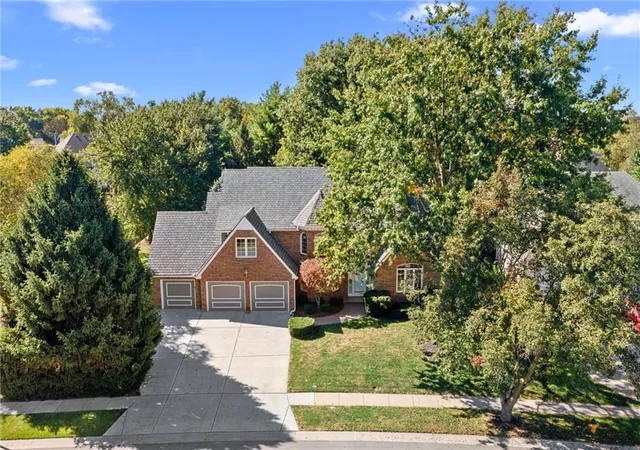 Photo 2 of Single family home for sale at 12808 Sherwood Dr, Leawood, KS 66209 | MLS# 2646802 | Listing updated on 2026-10-14