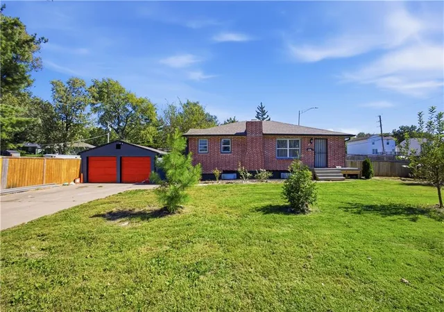 Photo 2 of Single family home for sale at 9417 Palmer Ave, Kansas City, MO 64138 | MLS# 2646809 | Listing updated on 2026-10-17
