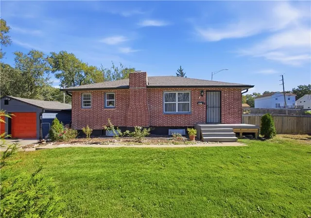 Photo 3 of Single family home for sale at 9417 Palmer Ave, Kansas City, MO 64138 | MLS# 2646809 | Listing updated on 2026-10-17