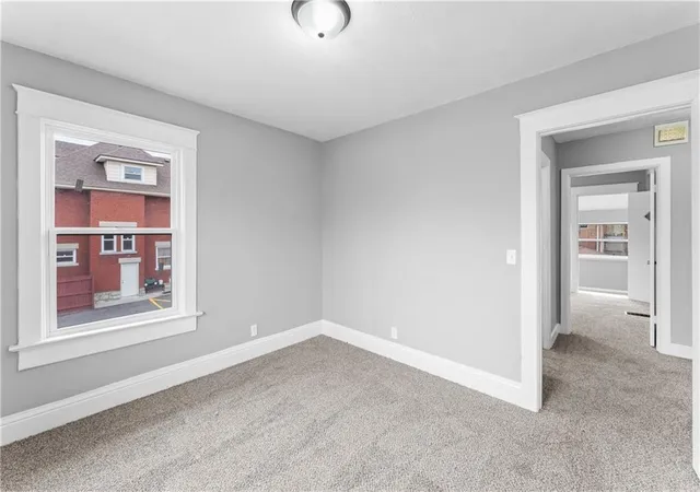 Photo 4 of Single family home for sale at 222 N 17th Street, Kansas City, KS 66102 | MLS# 2646820 | Listing updated on 2026-10-13