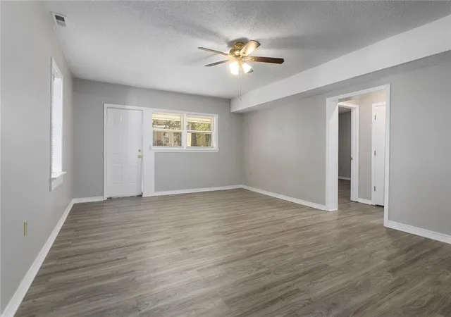 Photo 4 of Single family home for sale at 1212 Kingman St, Leavenworth, KS 66048 | MLS# 2646823 | Listing updated on 2026-10-14