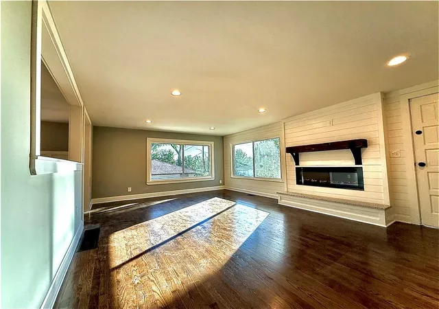 Photo 2 of Single family home for sale at 4833 N Winchester St, Kansas City, MO 64119 | MLS# 2646825 | Listing updated on 2026-10-19