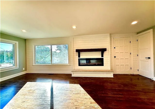 Photo 3 of Single family home for sale at 4833 N Winchester St, Kansas City, MO 64119 | MLS# 2646825 | Listing updated on 2026-10-19