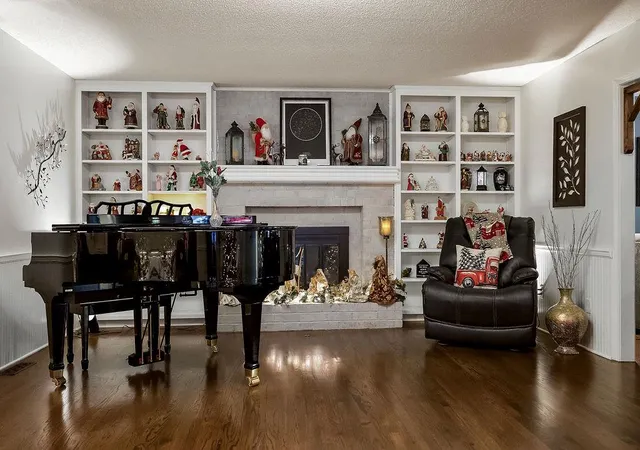 Photo 4 of Single family home for sale at 12306 W 154th Terrace, Overland Park, KS 66221 | MLS# 2646828 | Listing updated on 2026-10-29