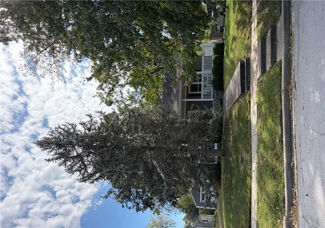 Photo 1 of Sale Pending at 203 Se 4th Street, Lees Summit, MO 64063 | MLS# 2646830 | Listing updated on 2026-10-14