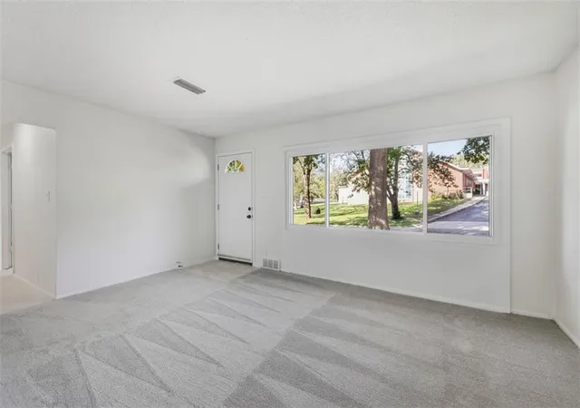 Photo 3 of Single family home for sale at 11235 Bristol Ter, Kansas City, MO 64134 | MLS# 2646853 | Listing updated on 2026-10-19