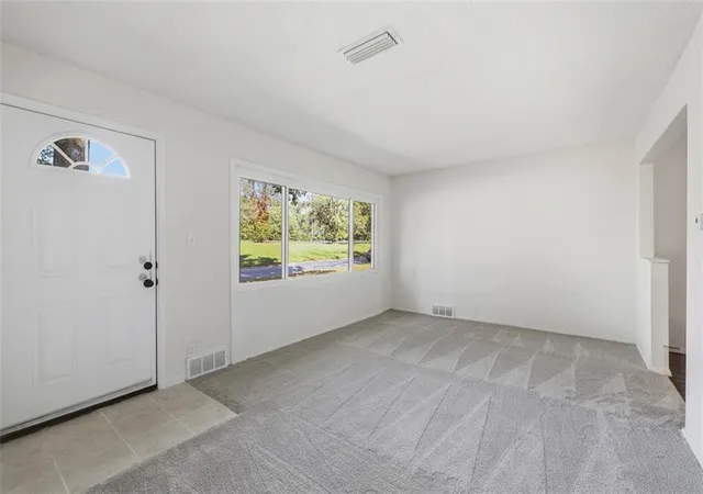 Photo 4 of Single family home for sale at 11235 Bristol Ter, Kansas City, MO 64134 | MLS# 2646853 | Listing updated on 2026-10-19